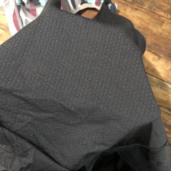 SOLD Lululemon tank top bra cool racerback - Picture 5 of 5
